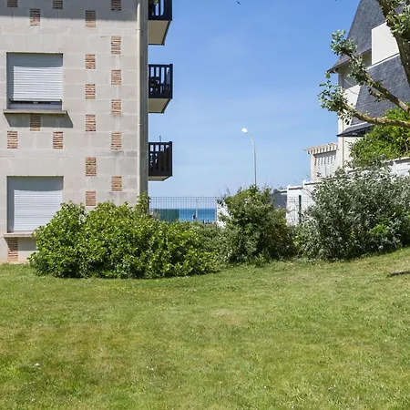 Les Terrasses De Tourgeville-5 By Interhome Daire