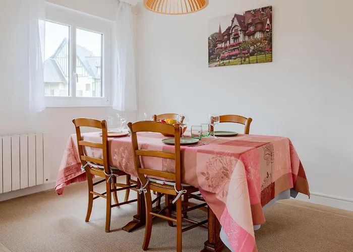 Apartament Les Terrasses De Tourgeville-5 By Interhome