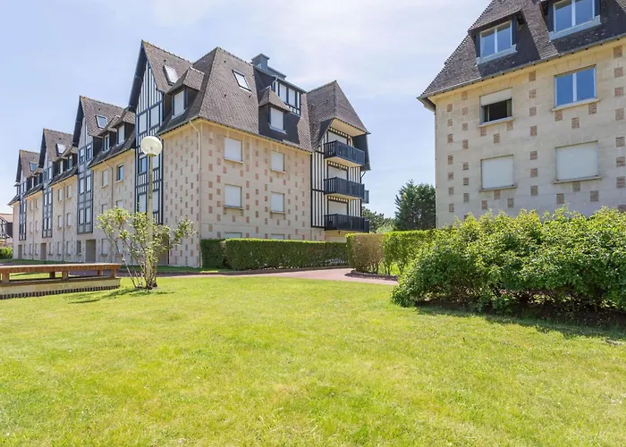 Apartament Les Terrasses De Tourgeville-5 By Interhome